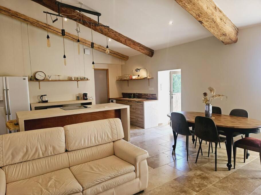 Le Gite De La Marquise - Elegant Appartement Avec Terrasse - Montboucher-sur-Jabron Exteriör bild